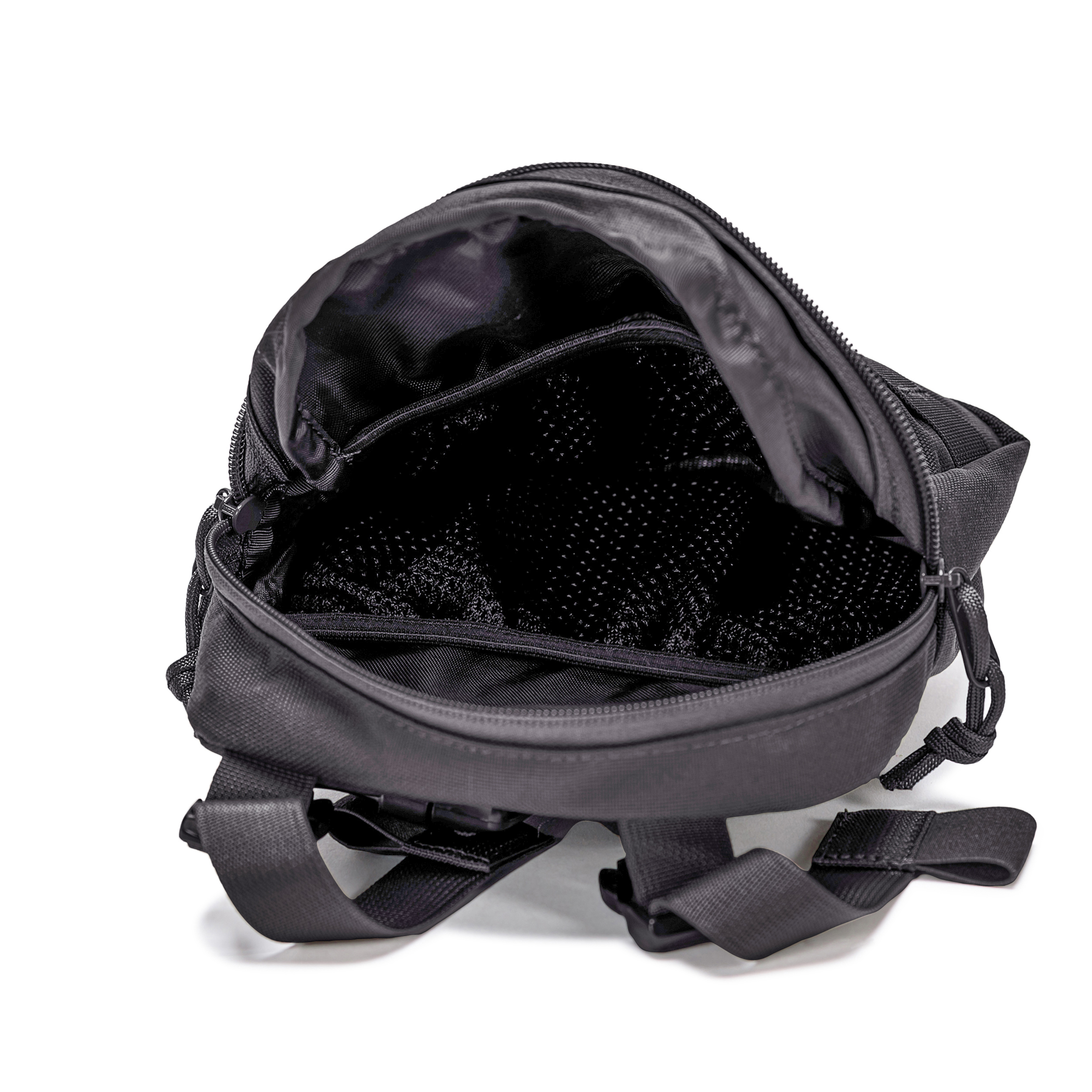 טרנטולה ינואר שחור (74)